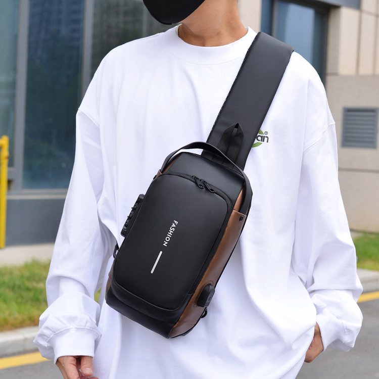 Shoulder bag with ergonomic design and multiple compartments Stornfield
