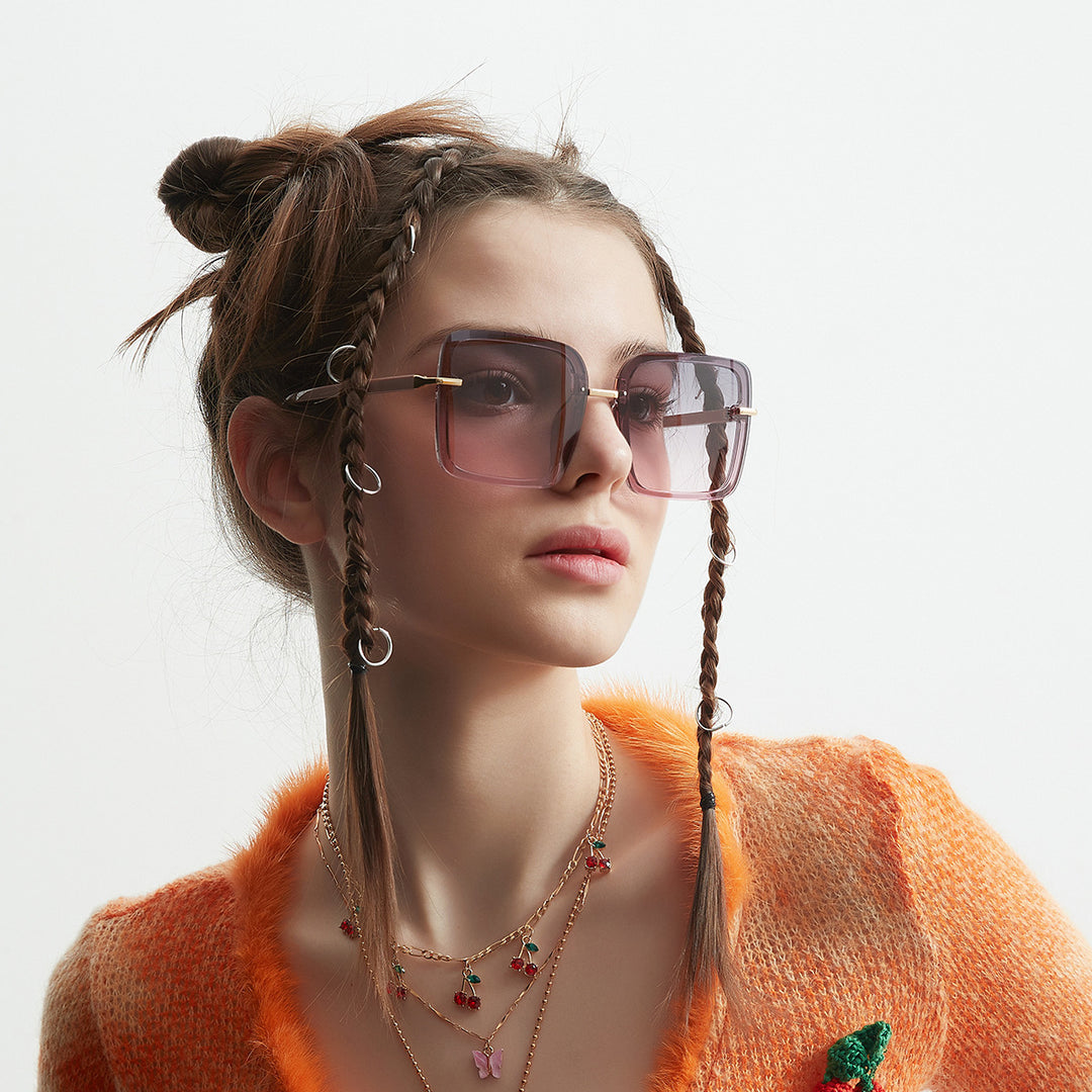 Women square sunglasses with elegant frame and UV protection Stornfield