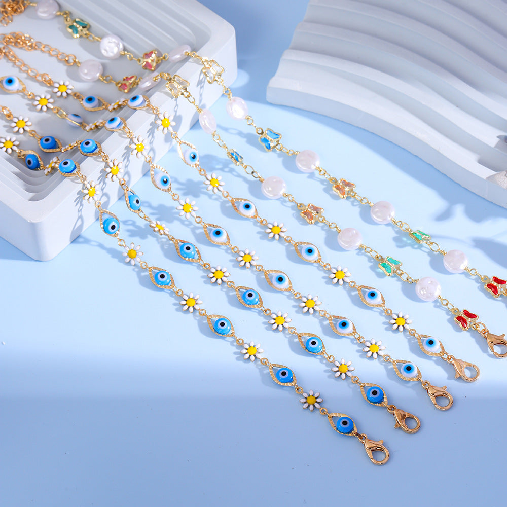 Eye Charm and Daisy Bracelet Stornfield