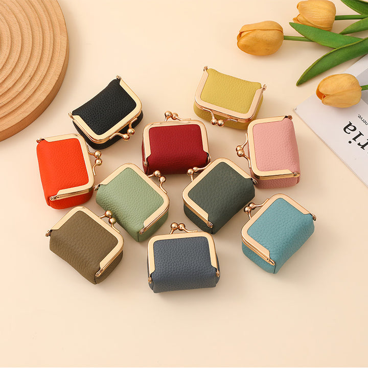 Elegant Vintage Clutch Stornfield