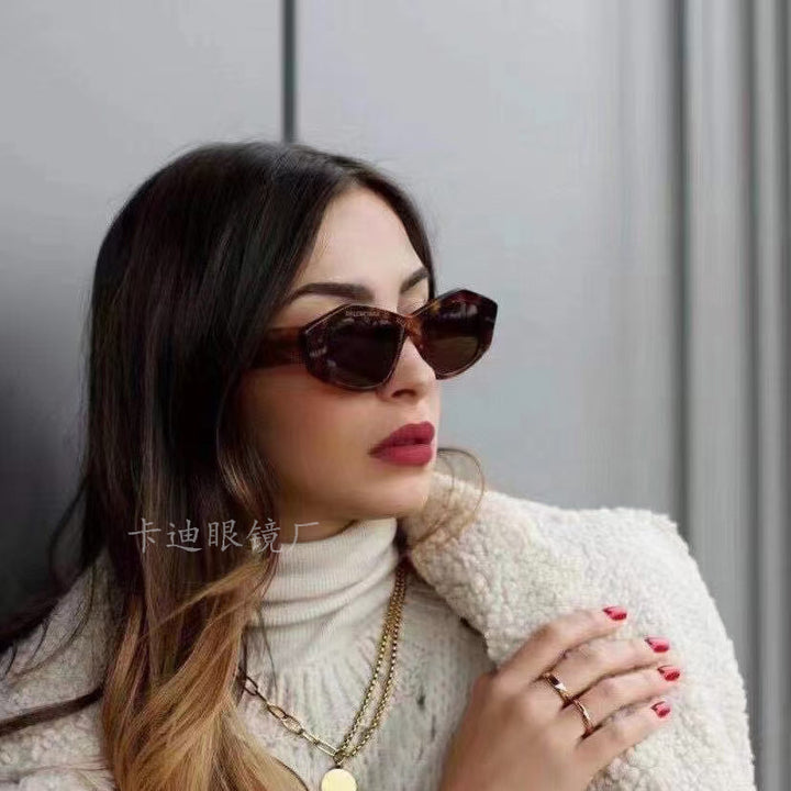 Women's geometric sunglasses with unique, futuristic design Stornfield
