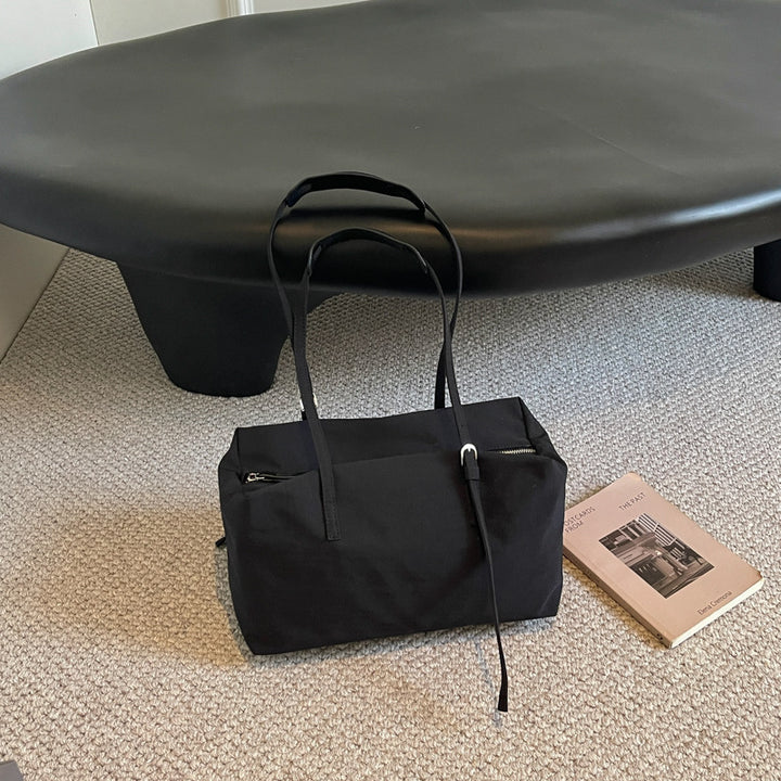 Minimalist Travel Duffel Bag Stornfield