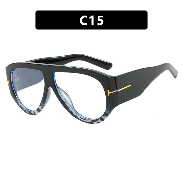 Women Designer Sunglasses in Elegant Retro Design with Wide Frame Stornfield