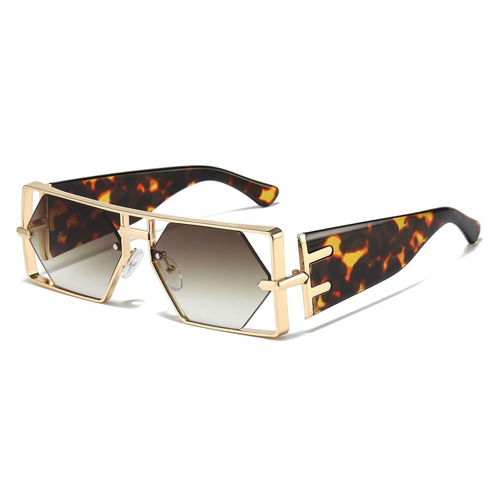 Geometric Shield Sunglasses with Premium Metallic Frame Stornfield