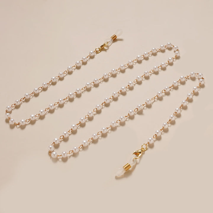 Elegant Beaded Eyewear Chain Stornfield