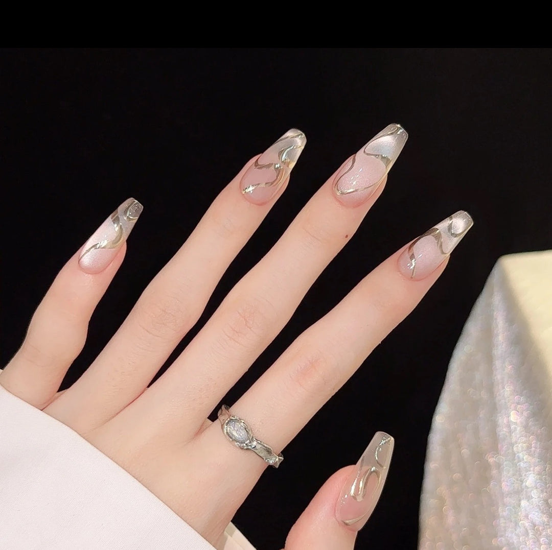 Elegant Marble Effect Press-On Nail Set