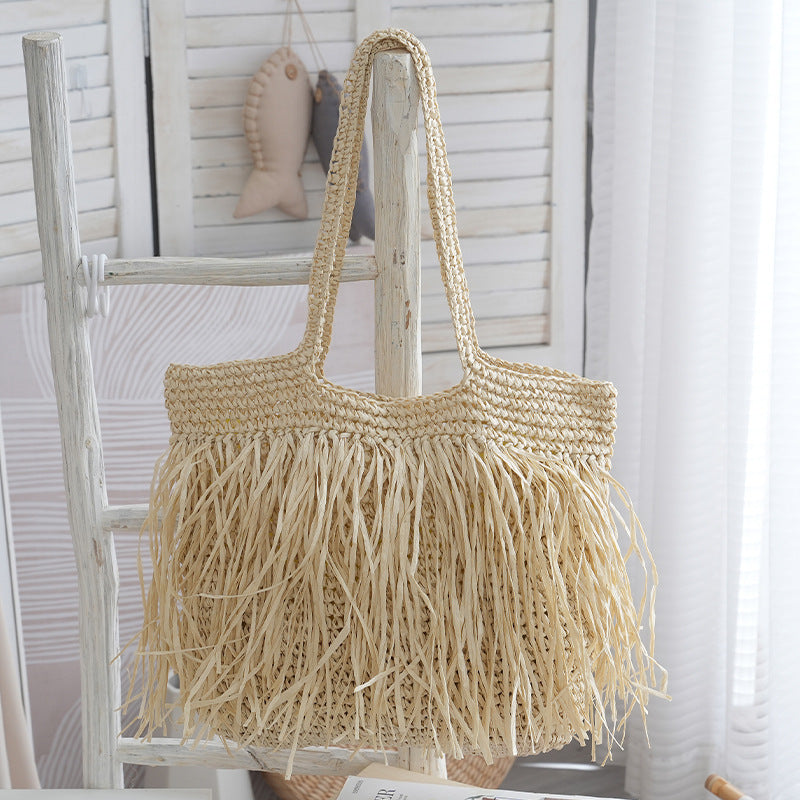 Handmade beach bag with fringed designed pattern Stornfield