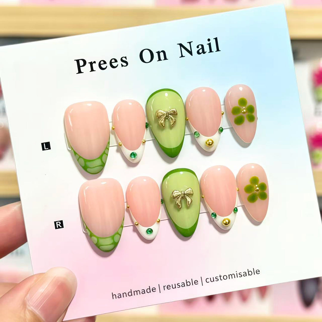 Floral-Inspired Decorative Press-On Nail Set