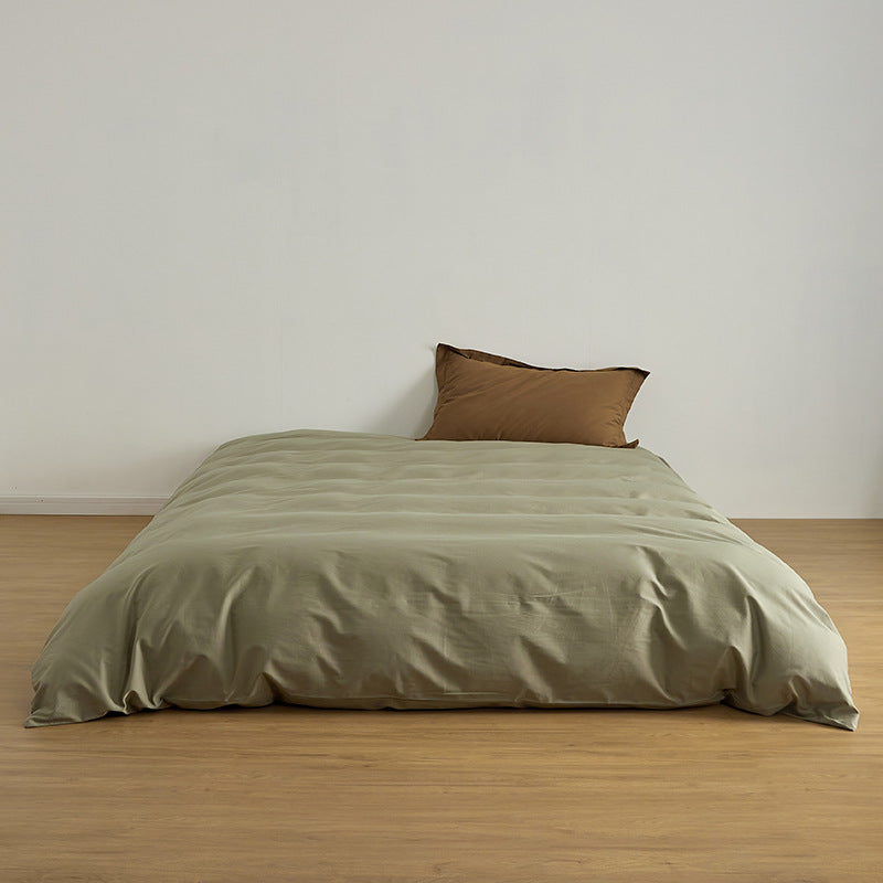 Duvet cover set made of cotton percale with extra soft finish and hotel closure