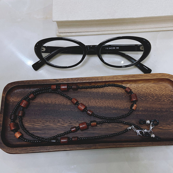 Fashionable glasses holder chain with stylish beads Stornfield