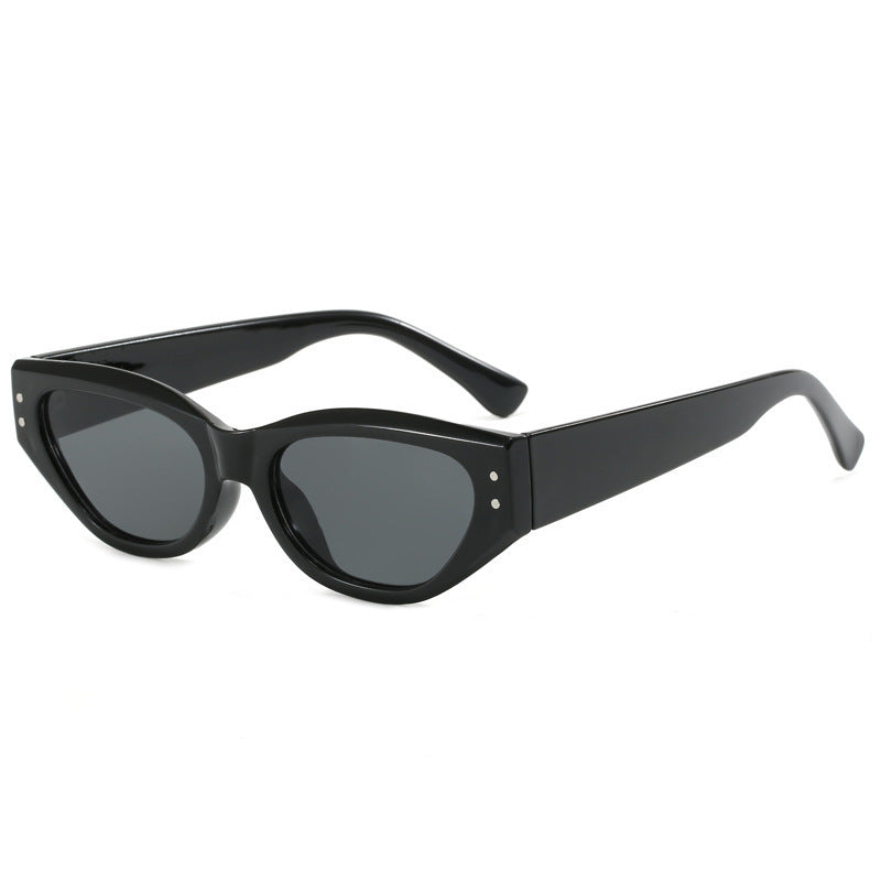Women's fashionable sunglasses in trendy Cat-Eye style Stornfield