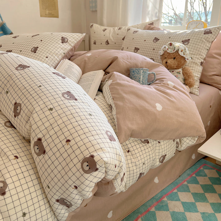 Cartoon-Themed Cozy Comforter Set