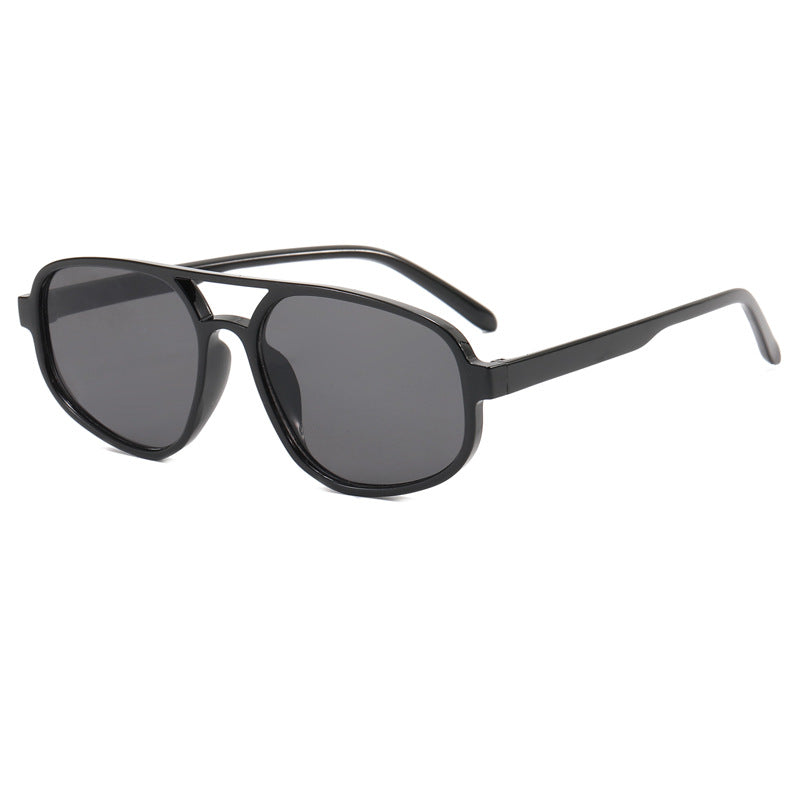 Women's fashionable oversized sunglasses with trendy frame Stornfield