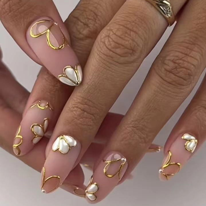 Artificial nail set with luxurious floral 3D decorations Stornfield