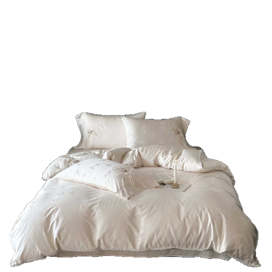 Embroidered Satin-Feel Duvet Cover Bedding Set with Scalloped Lace Edge and Pillow Shams