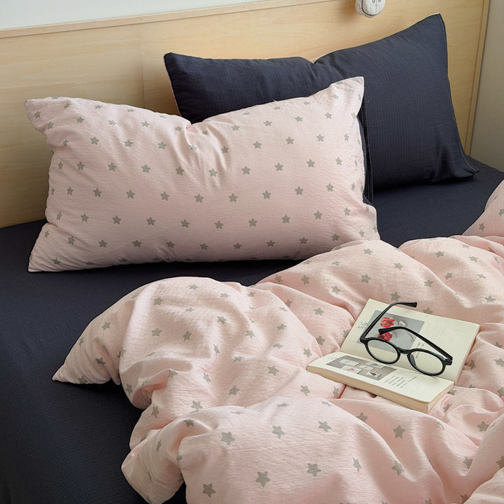Star Patterned Lightweight Duvet Cover Set