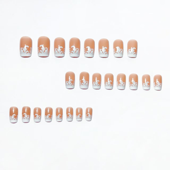 Artificial nails with elegant stiletto design Stornfield