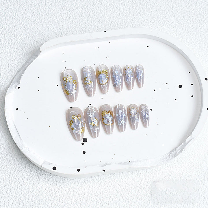 Decorative Holiday Nail Art Tips Stornfield