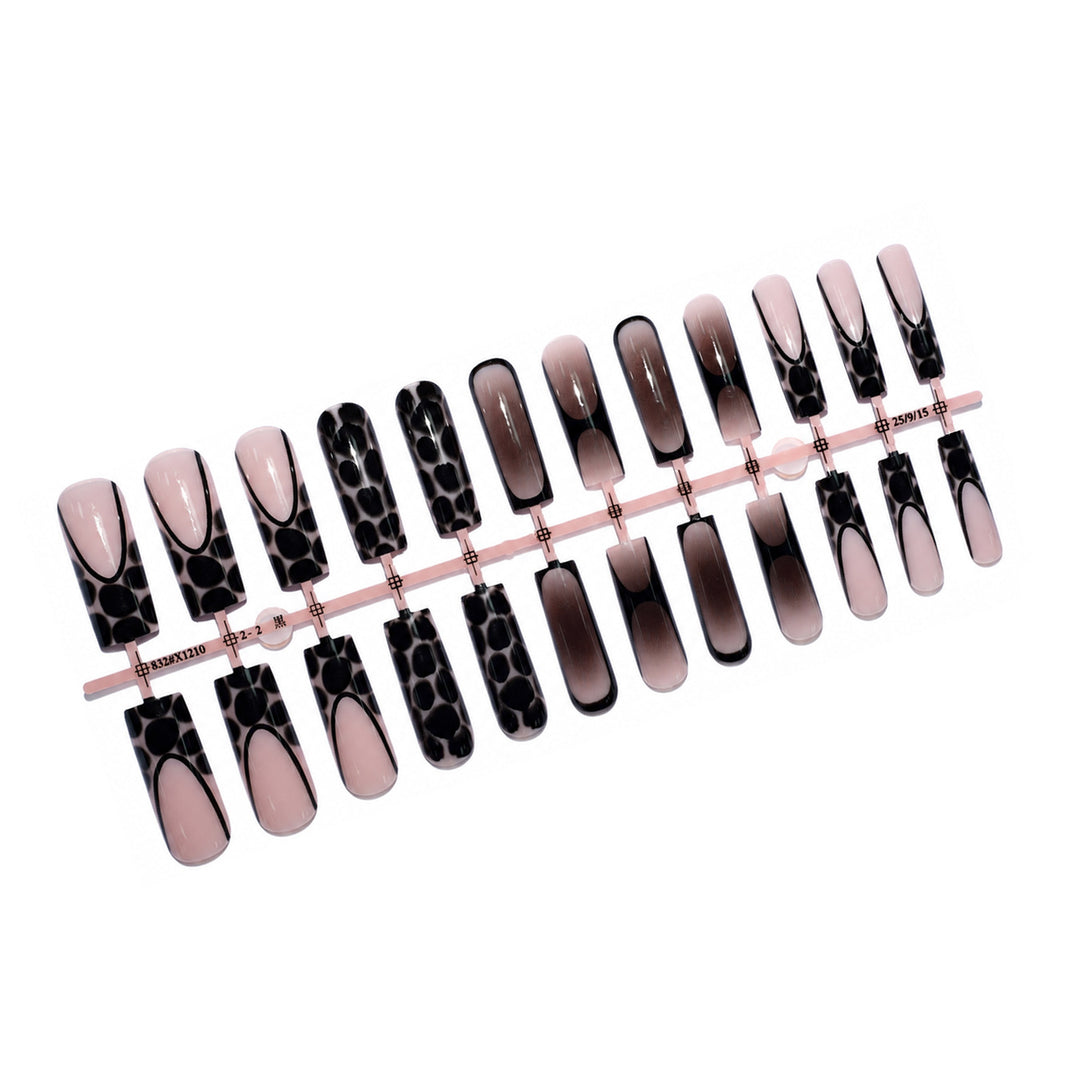 Premium Artificial Nails with Modern Design Stornfield