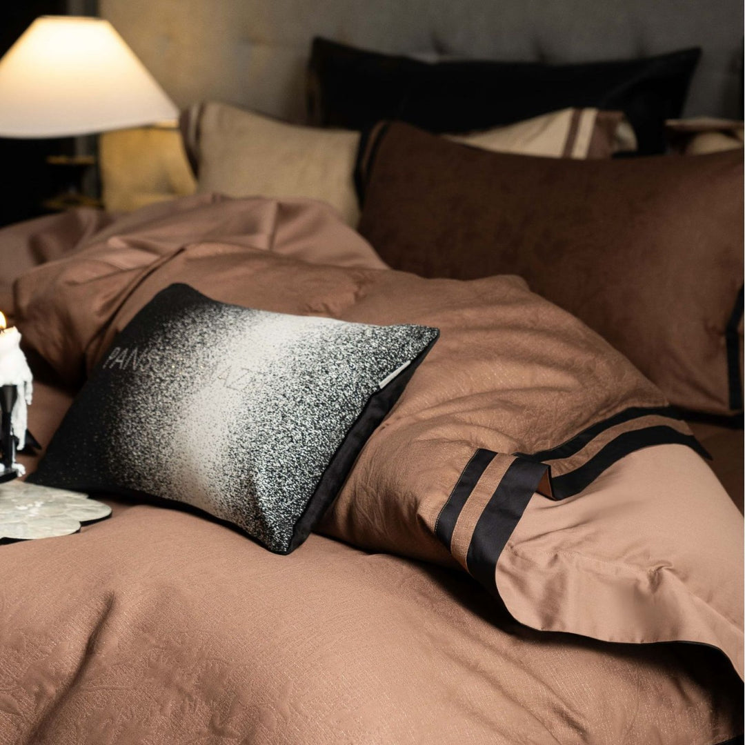 Luxurious linen look bedding set with two-tone piping edge