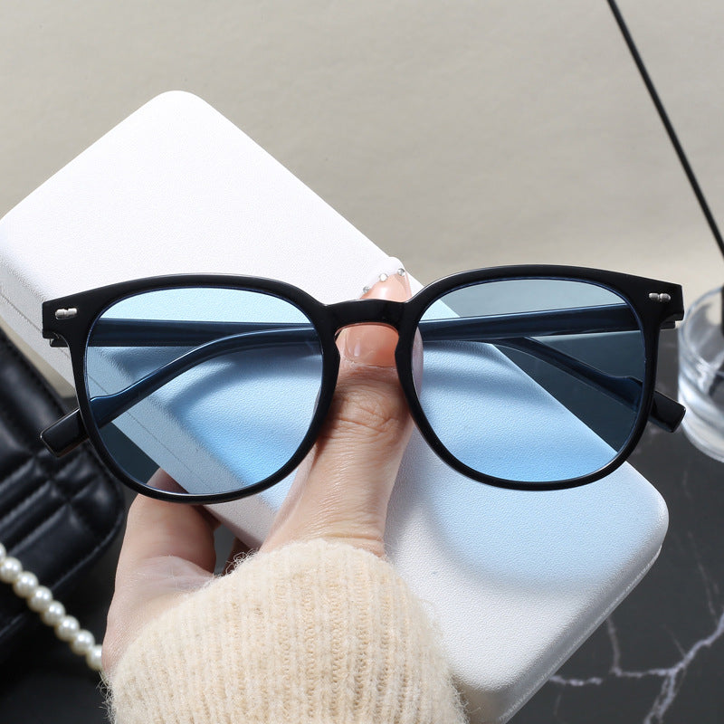 Ladies fashionable sunglasses with transparent frame and elegant design Stornfield