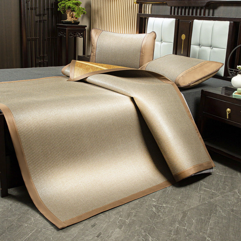 Women luxurious bedspread with elegant design Stornfield