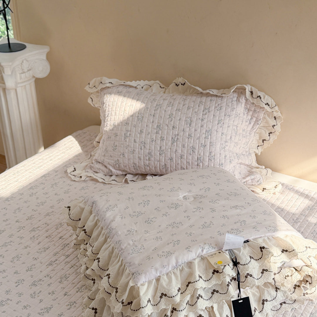 Quilted Cotton Duvet Cover Set with Ruffled Lace-Trim Pillow Shams