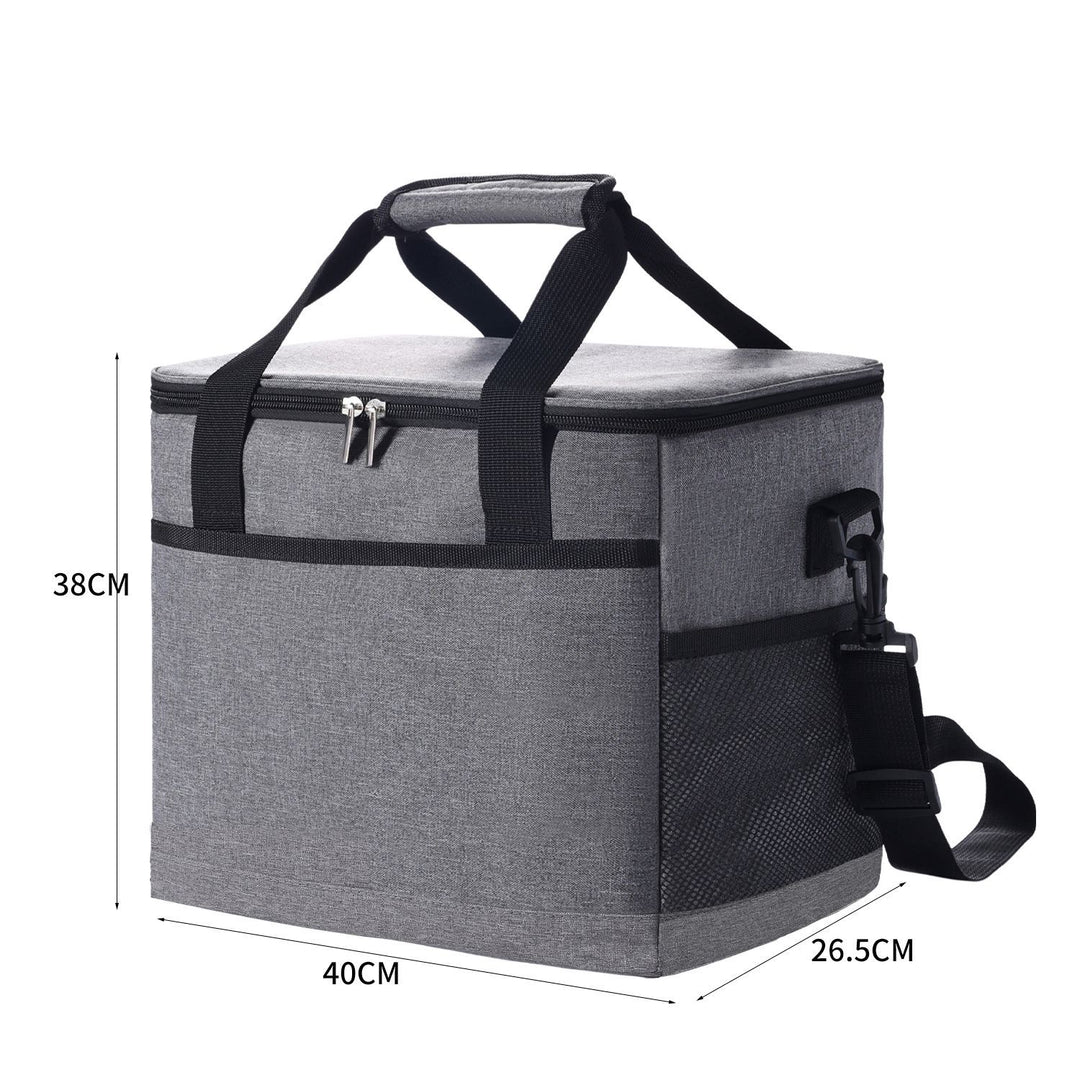Unisex cooler bag with additional insulation compartment and practical carrying handle Stornfield