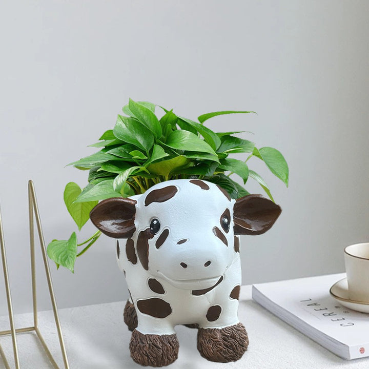 Flower pot in the shape of a cow Stornfield