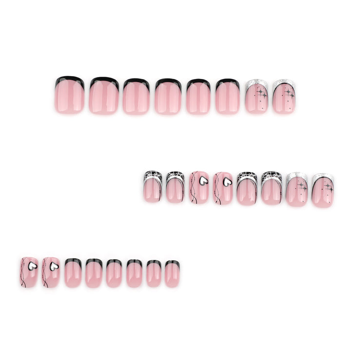 Artificial nail art with glamorous design Stornfield