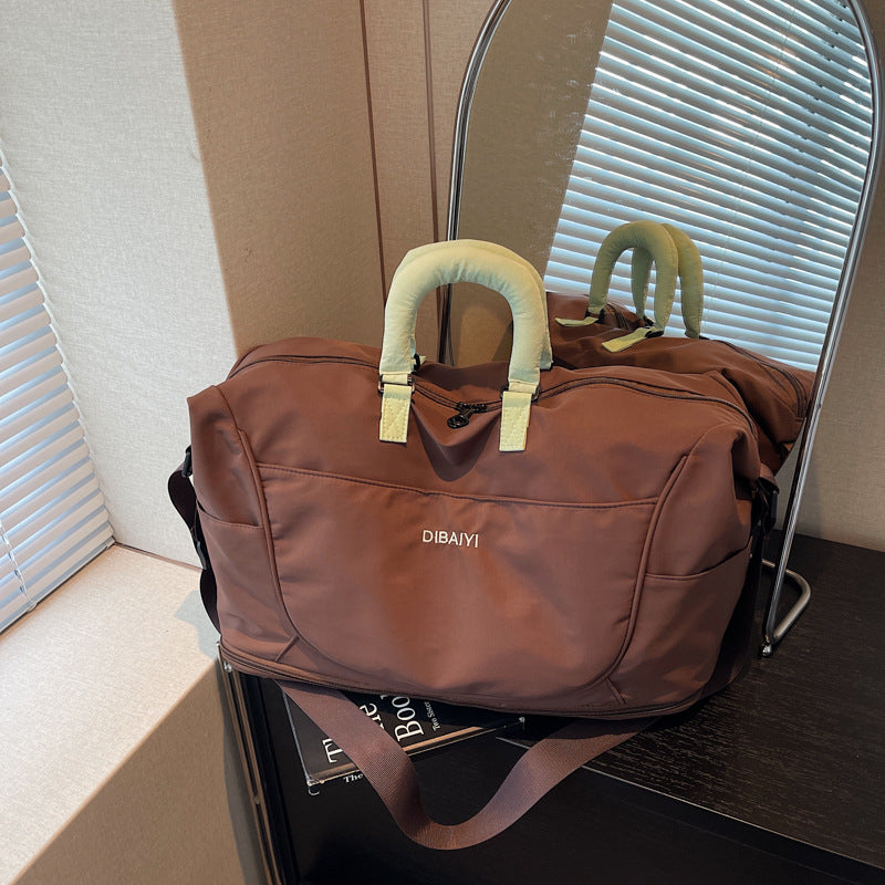 Athletic Travel Bag With Adjustable Shoulder Strap Stornfield