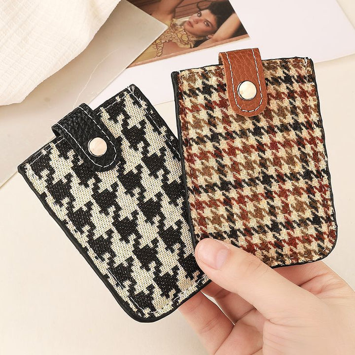 Elegant Textured Cardholder Stornfield
