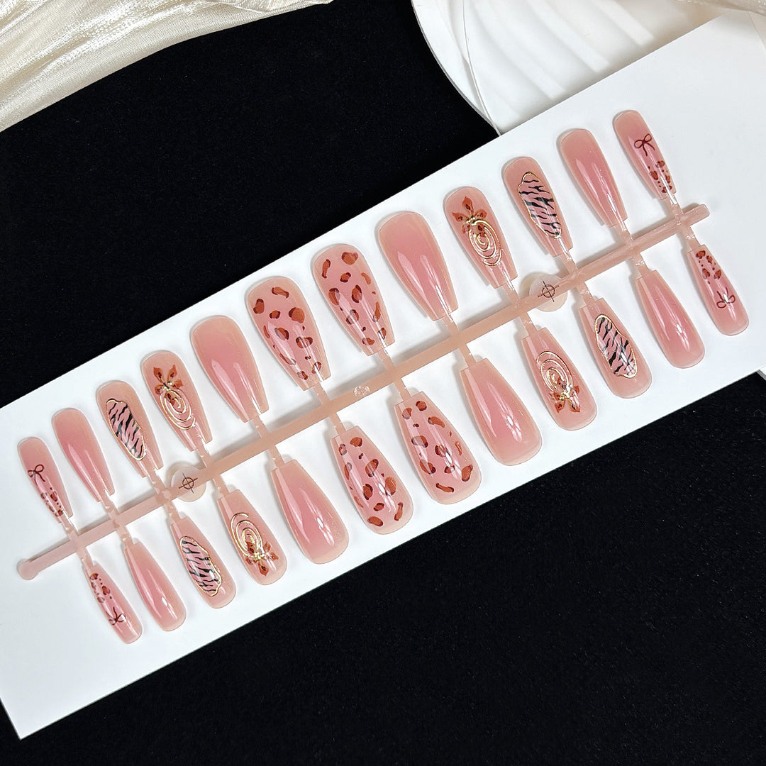 Premium Nail Tips Set Stornfield