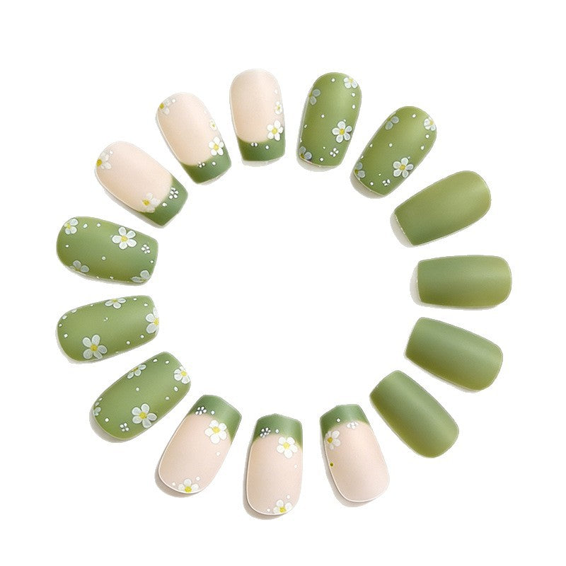 Floral Accent Nail Art Stornfield