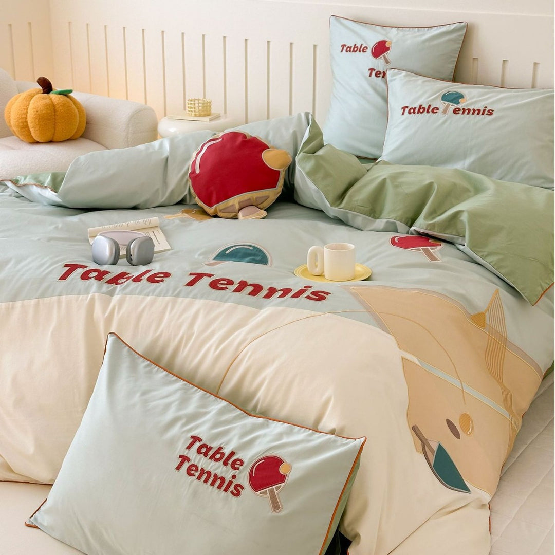 Children's bedding set in football sports design with embroidered appliqué