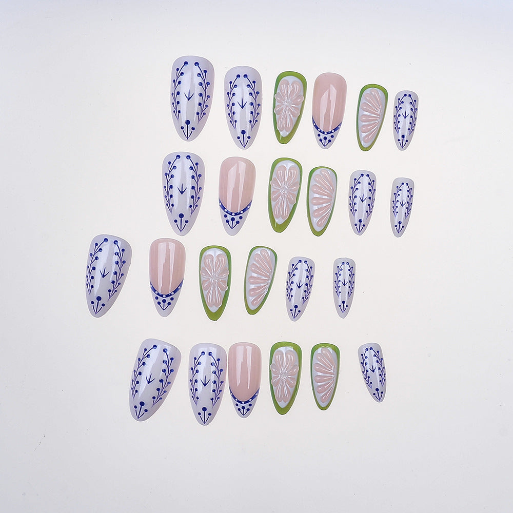 Premium Decorative Press-On Nails Stornfield