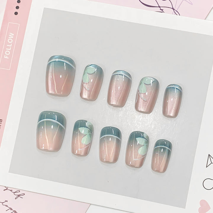Artificial nails with elegant flower design Stornfield