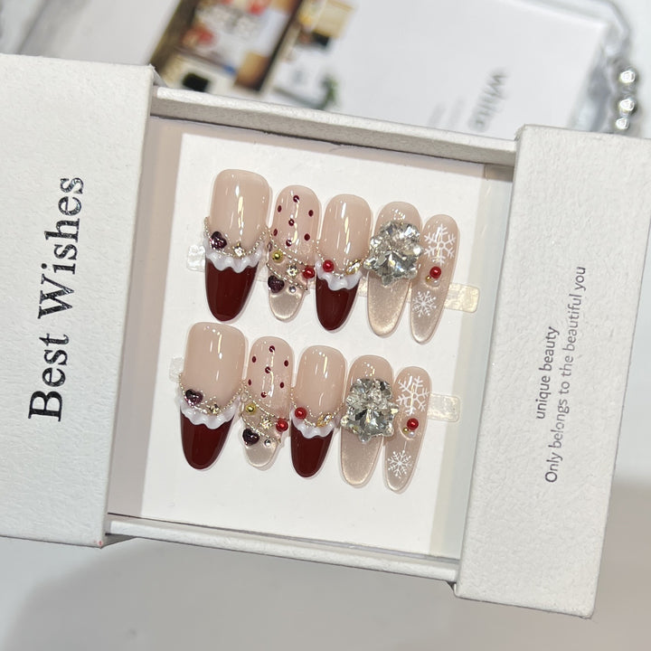 Festive-Themed Press-On Nail Art Set Stornfield