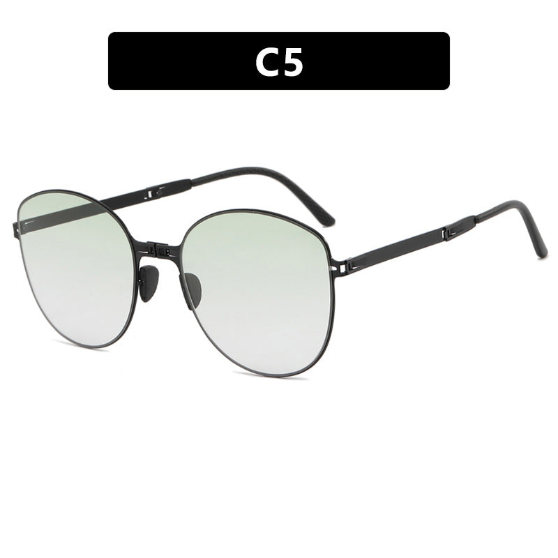 Women's trendy oversized sunglasses in futuristic design Stornfield