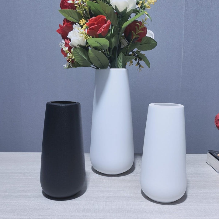 Modern Minimalistic Decorative Vase Stornfeild