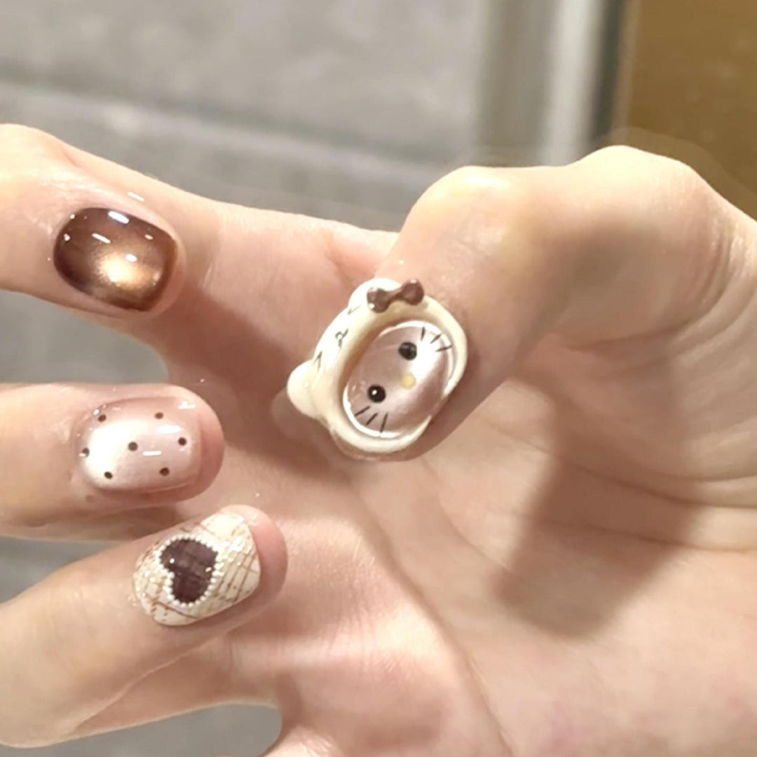 Artifical nails with Playful Animal Design Stornfield