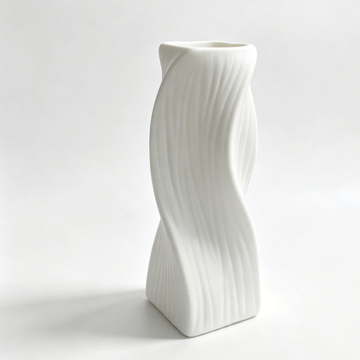 Modern Sculptural Decorative Vase Stornfeild