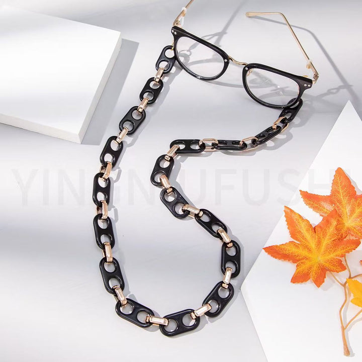 Stylish Eyewear Chain Stornfield