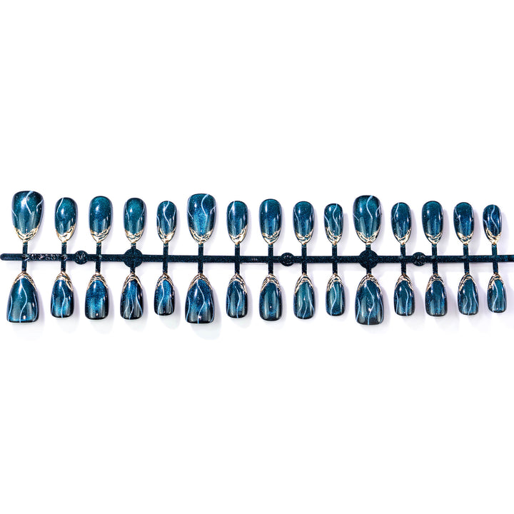 Sparkling Elegant Press-On Nail Art Kit