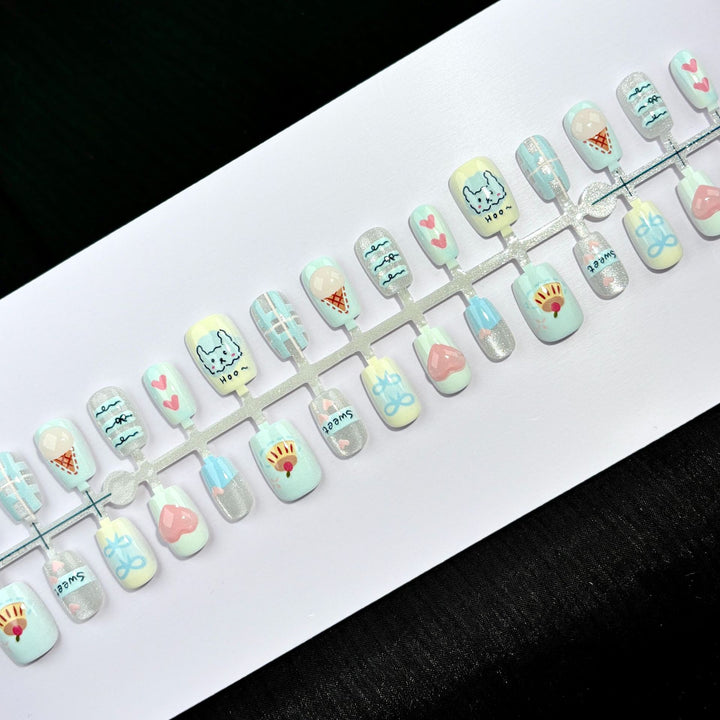 Fun Character-Themed Press-On Nail Set