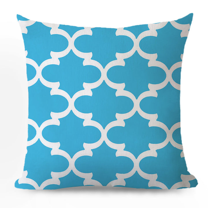 Decorative cushion with zigzag pattern from