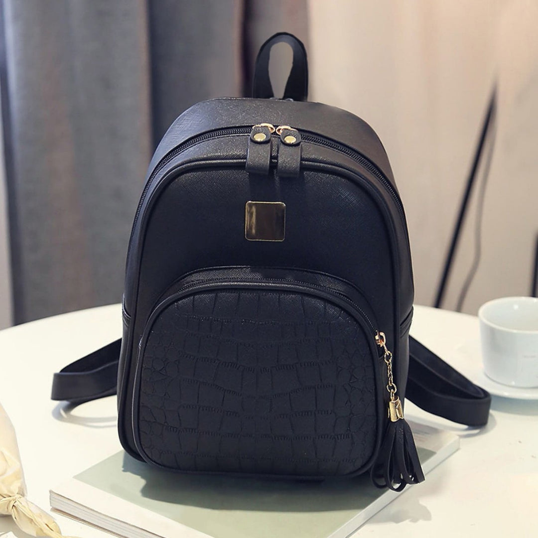 Fashionable backpack with structured material Stornfield