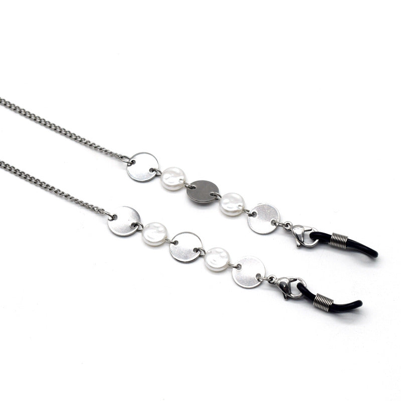 Elegant Metallic Chain Eyewear Holder Stornfield