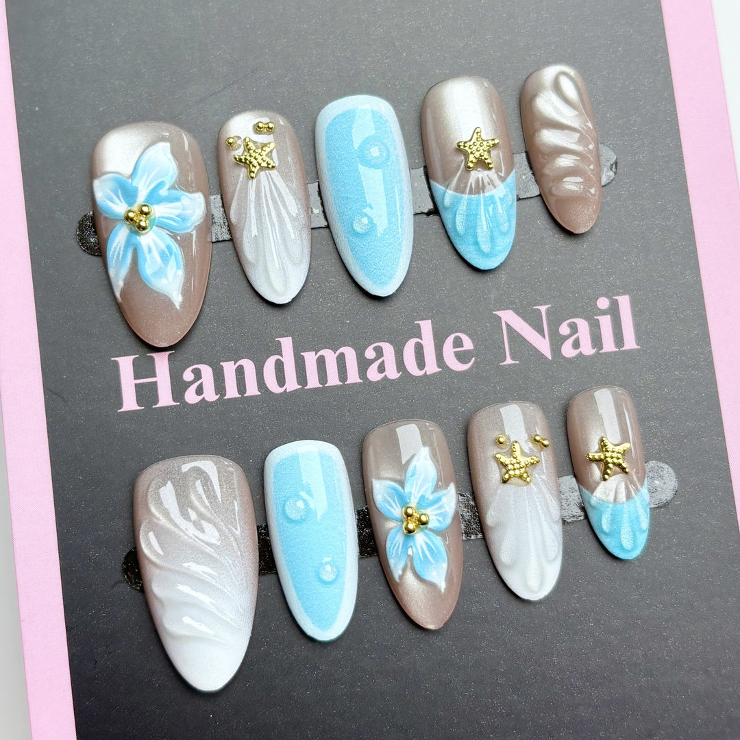 Artistic Press-On Nail Art Set with Floral Designs