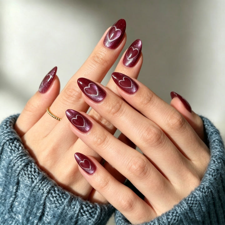 Artificial nails with romantic heart design Stornfield